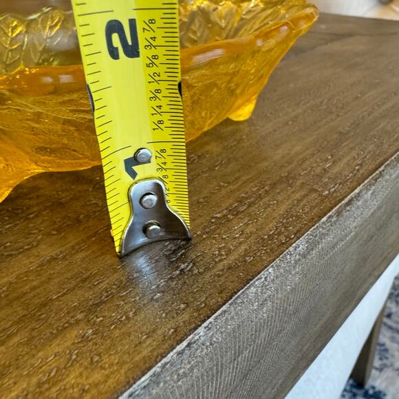 Tiara Indiana Glass VTG 3-Toed Nappy Sweet Pear Glass Dish Bowl 10186 w/Box - Picture 11 of 14